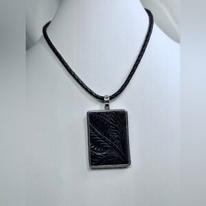 Silpada Rare SET VHTF Sterling & Embossed Leather Leaf Design